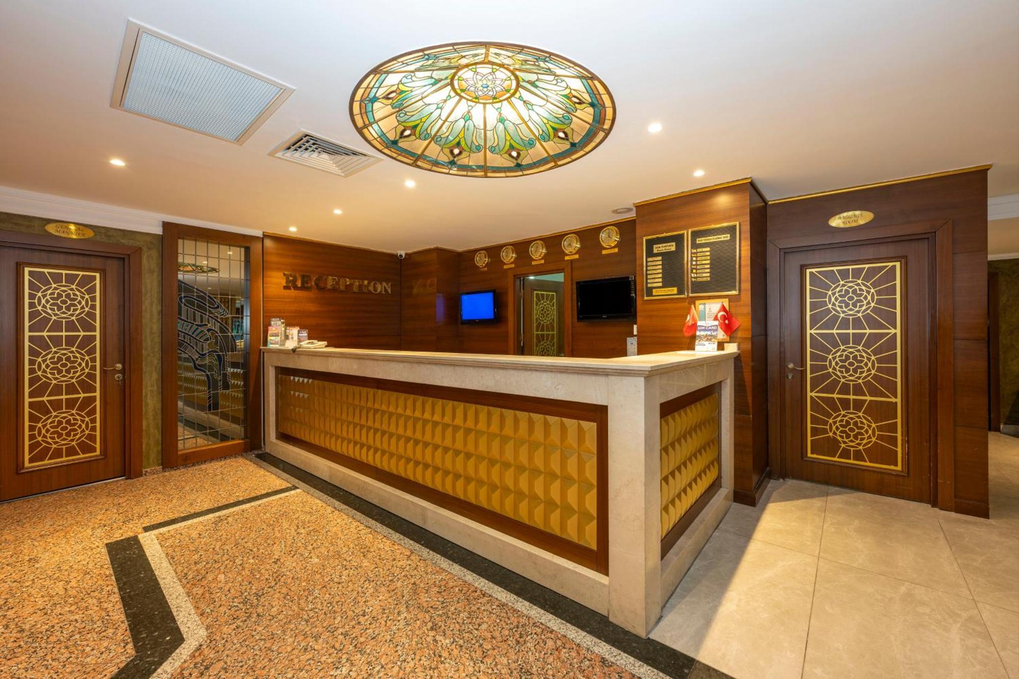 Dalan Hotel Istanboel Buitenkant foto