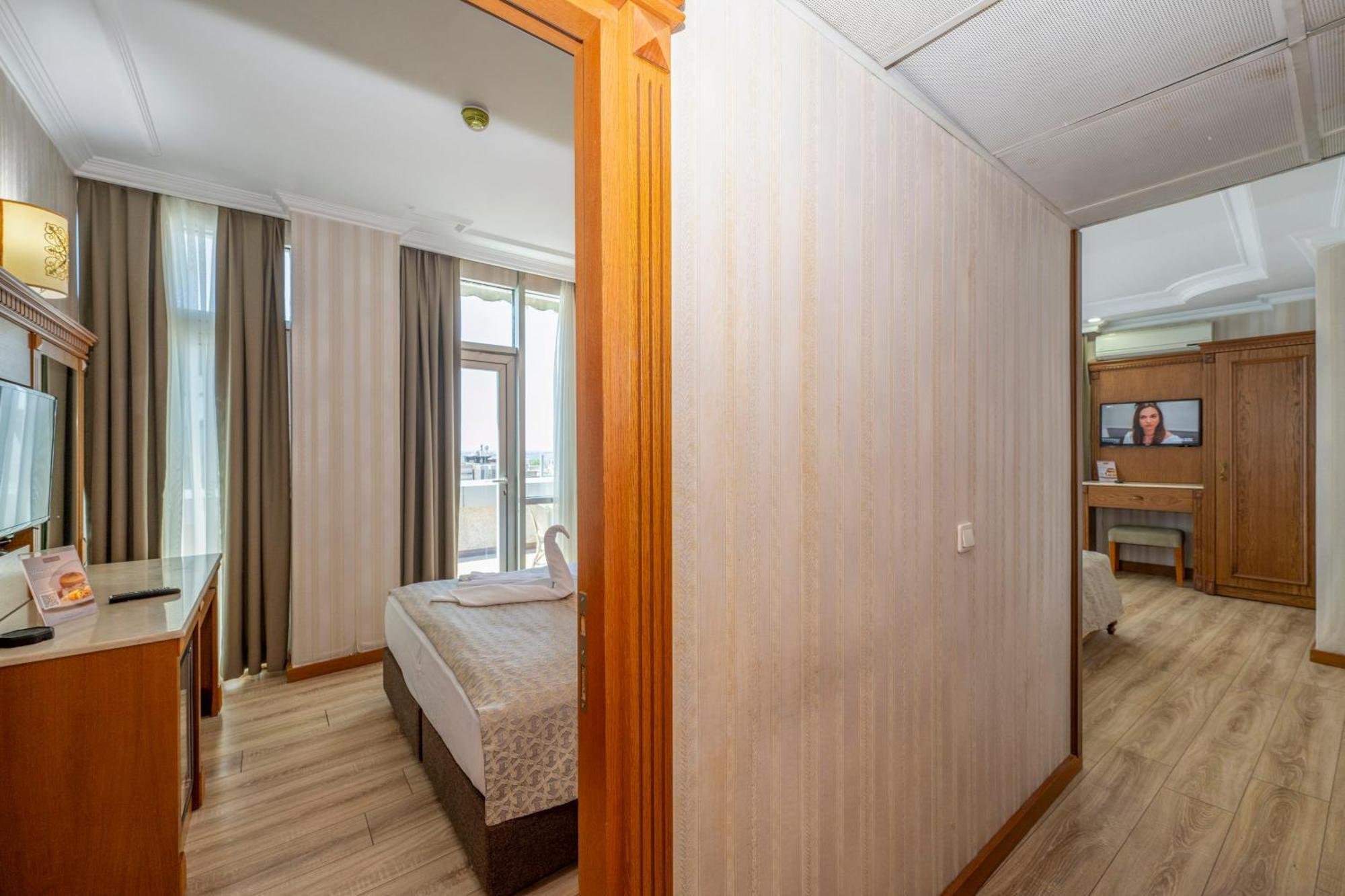 Dalan Hotel Istanboel Buitenkant foto