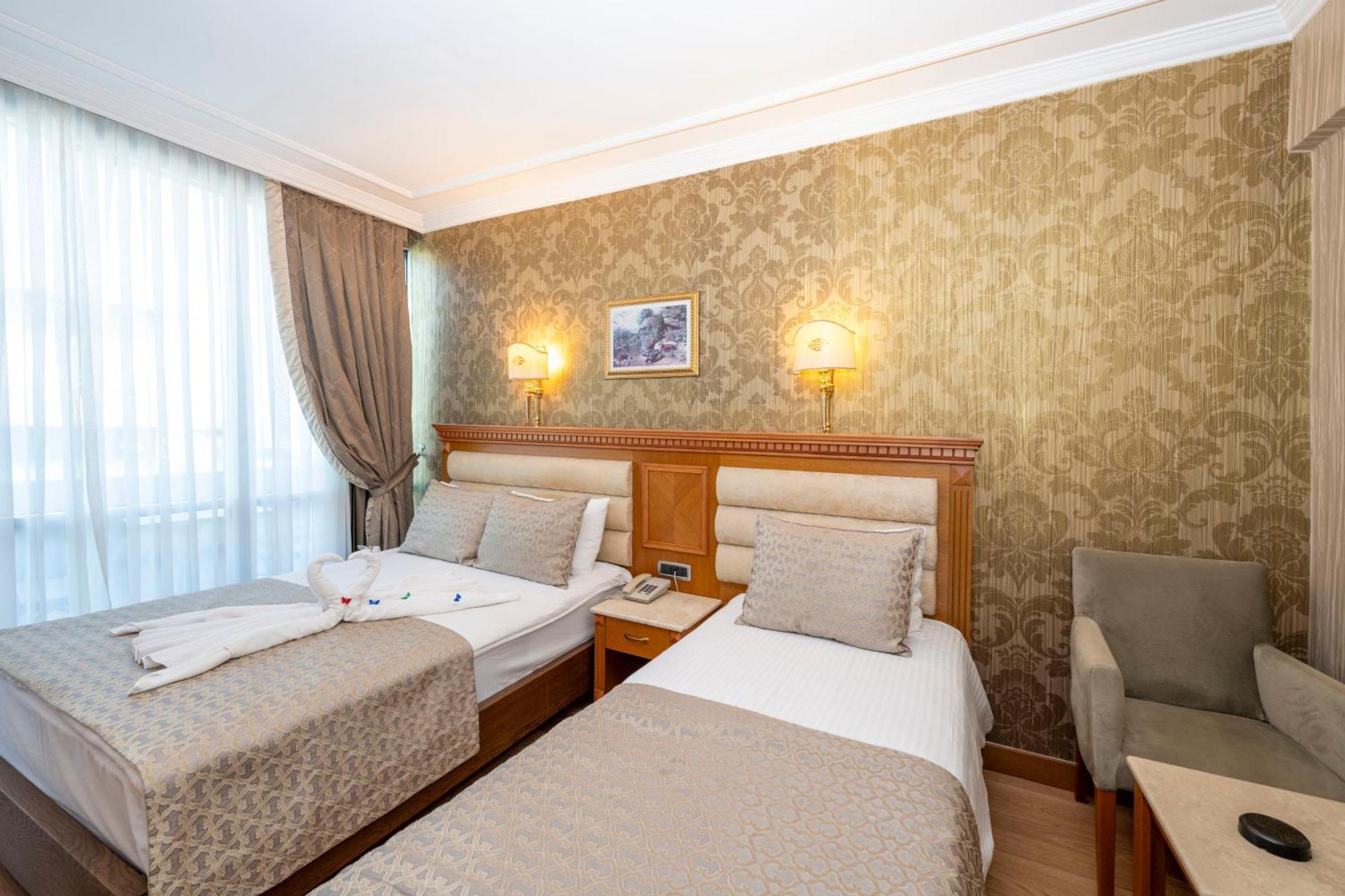 Dalan Hotel Istanboel Buitenkant foto